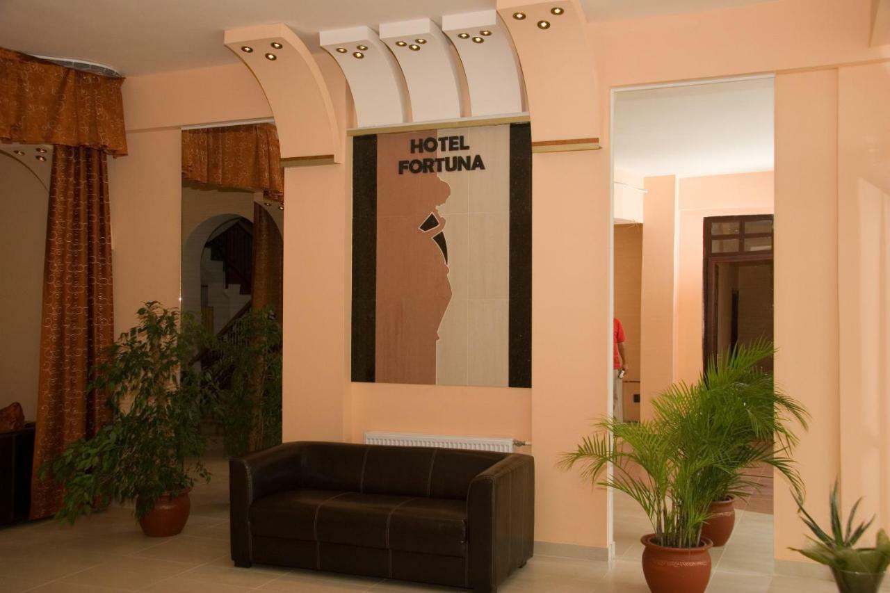 Hotel Fortuna Davod Exterior photo